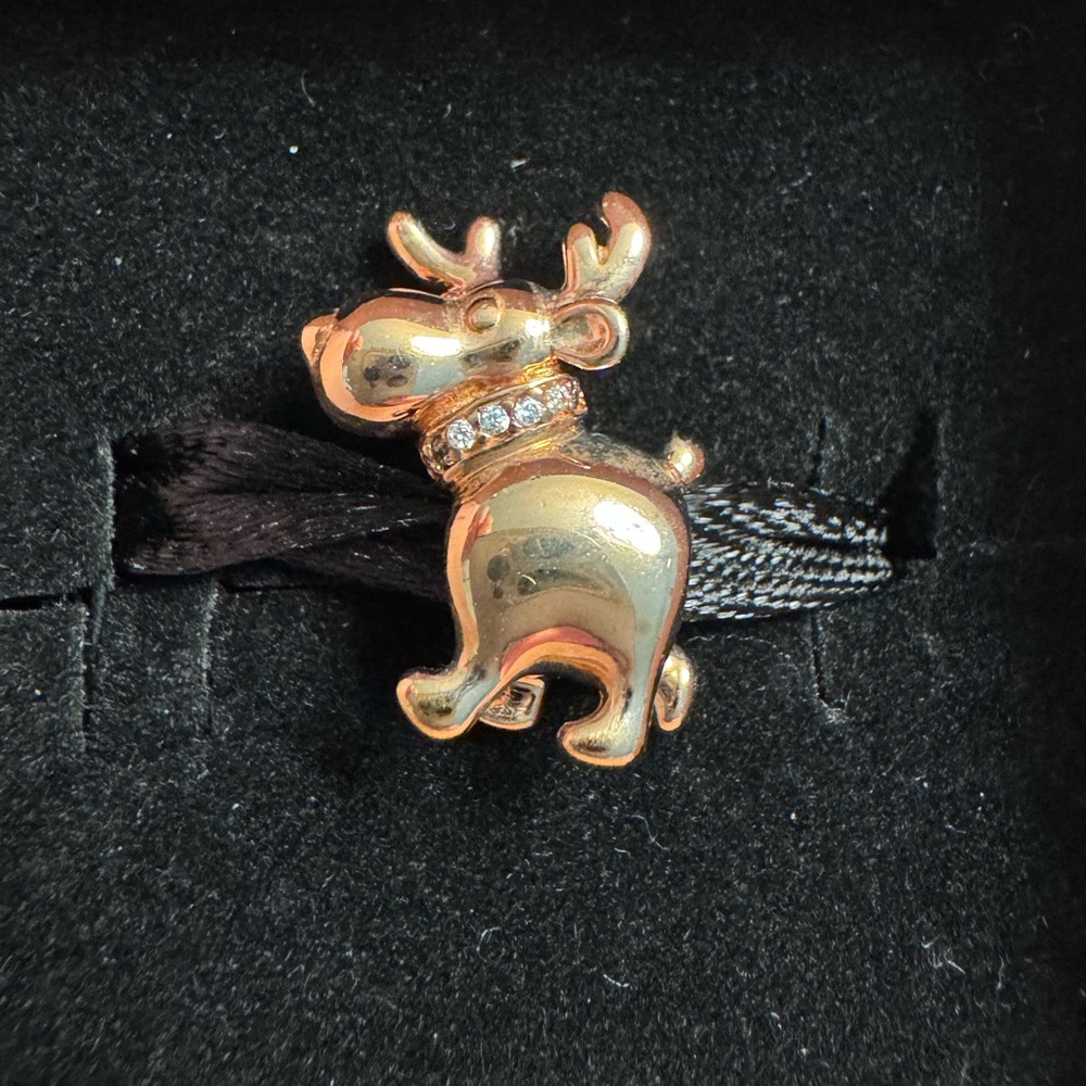 Pandora Rose Gold Tone Moose Charm – Used, Ships in Box 🦌✨